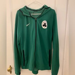 EUC Boston Celtics Zip Up 🍀